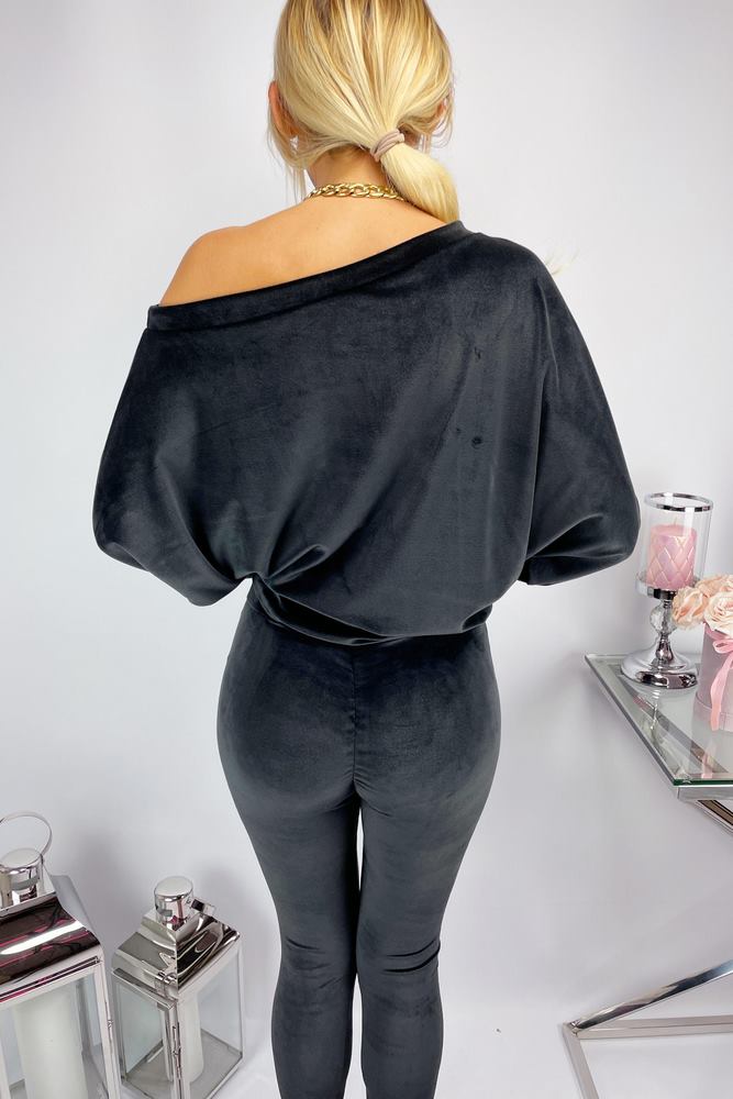 Komplet welurowy spodnie+bluzka asymetryczna czarny Eva